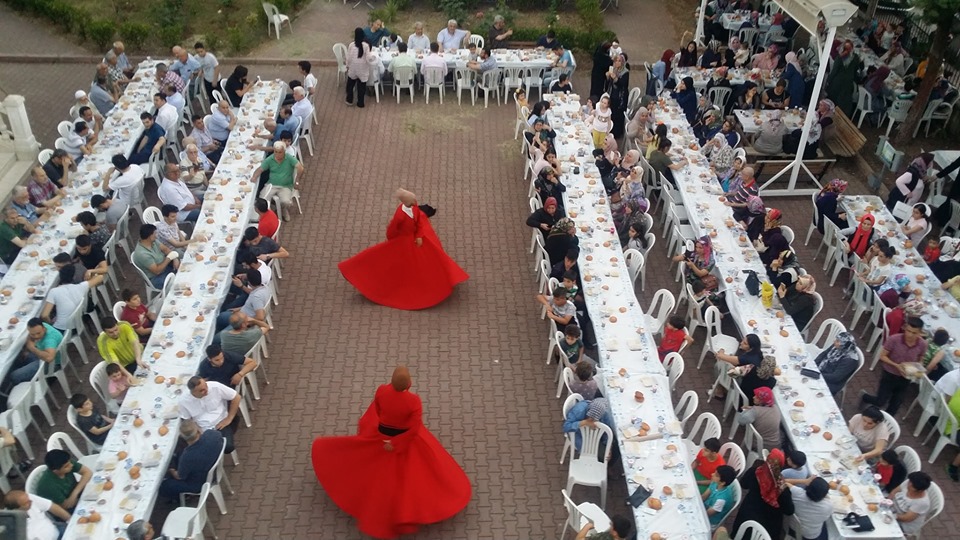 Ardıç Ailesinden İftar..