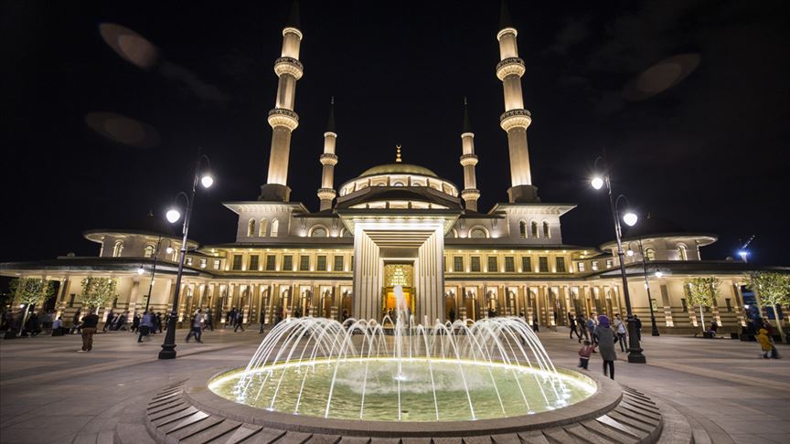 Beştepe Millet Camisi'nde az sayıda katılımla cuma namazı kılınacak