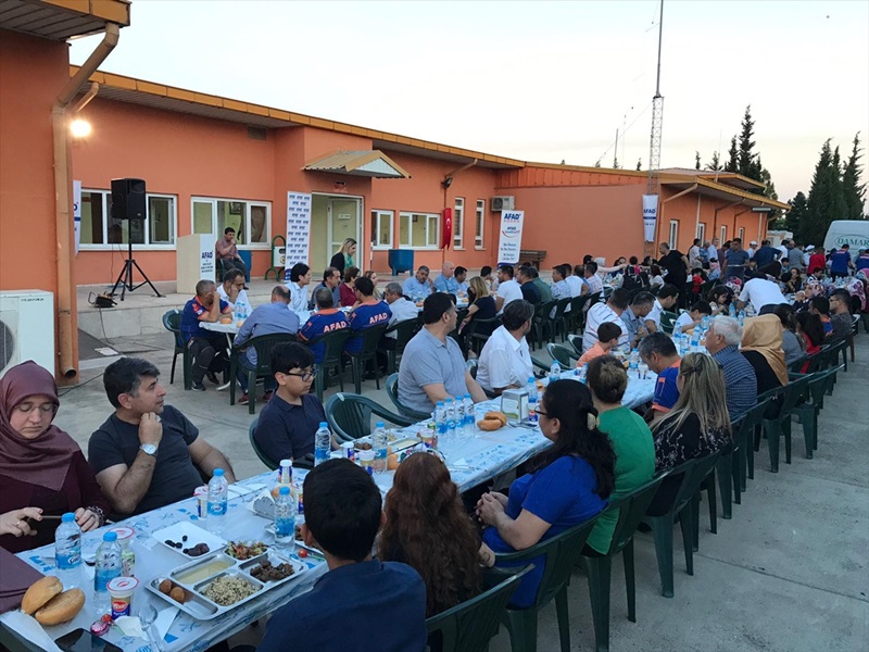 Adana'da AFAD ailesi iftarda buluştu