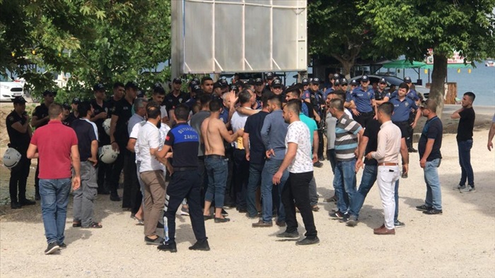 Adana'da yıkım gerginliği