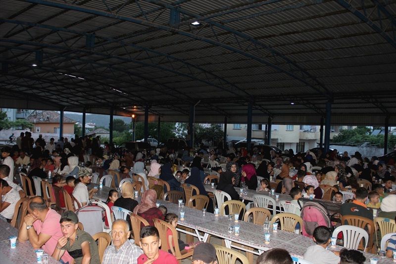 Hatay'da Bayırbucak Türkmenlerine iftar