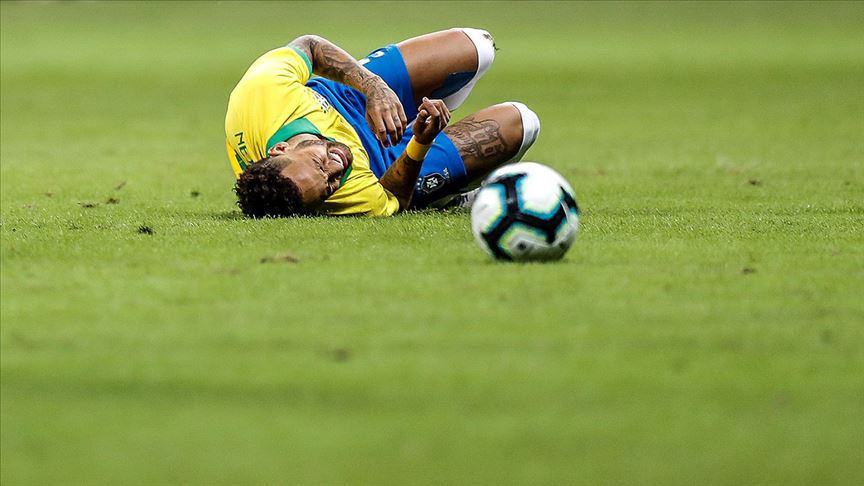 Neymar'ın ayağında kırık tespit edildi