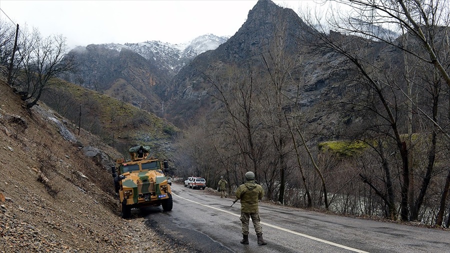 Tunceli'de mağarada kıstırılan 5 terörist etkisiz hale getirildi