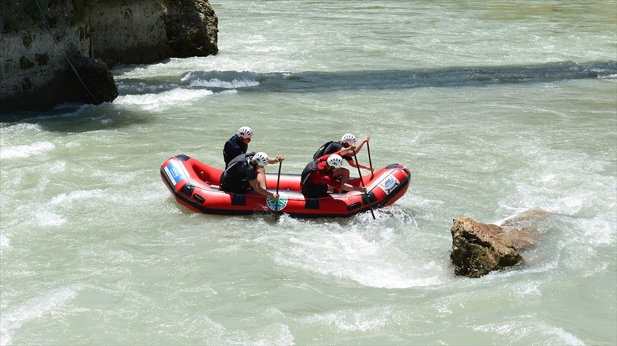 R4 Dünya Rafting Şampiyonası Tunceli'de başladı