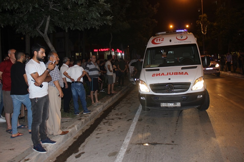 Hırsızlık zanlısı otomobille kaçarken engelli çocuğa çarptı