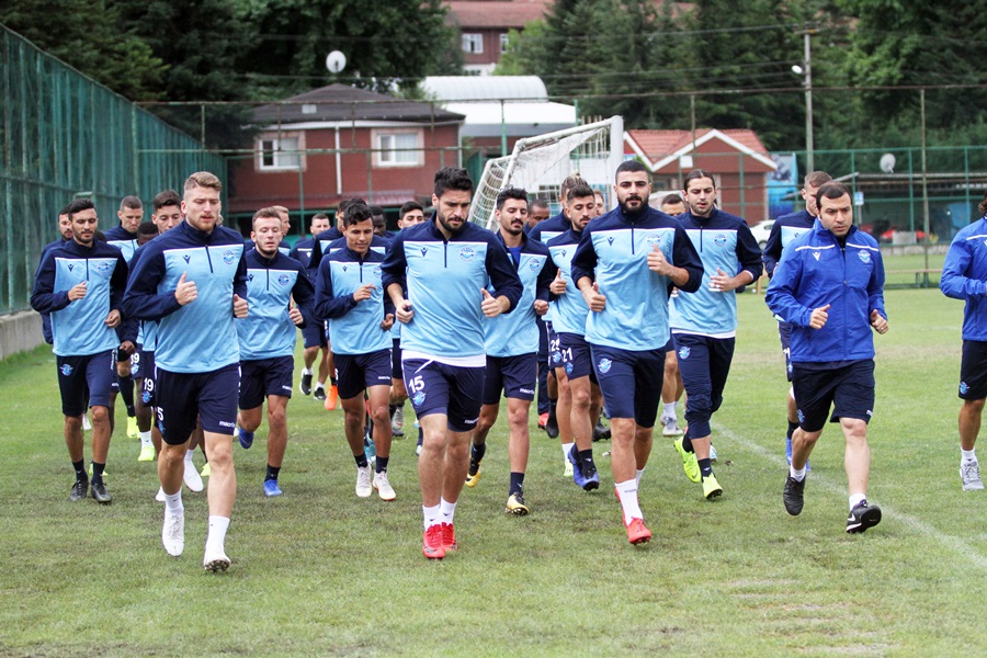 Adana Demirspor yarın Antalya'da kampa girecek