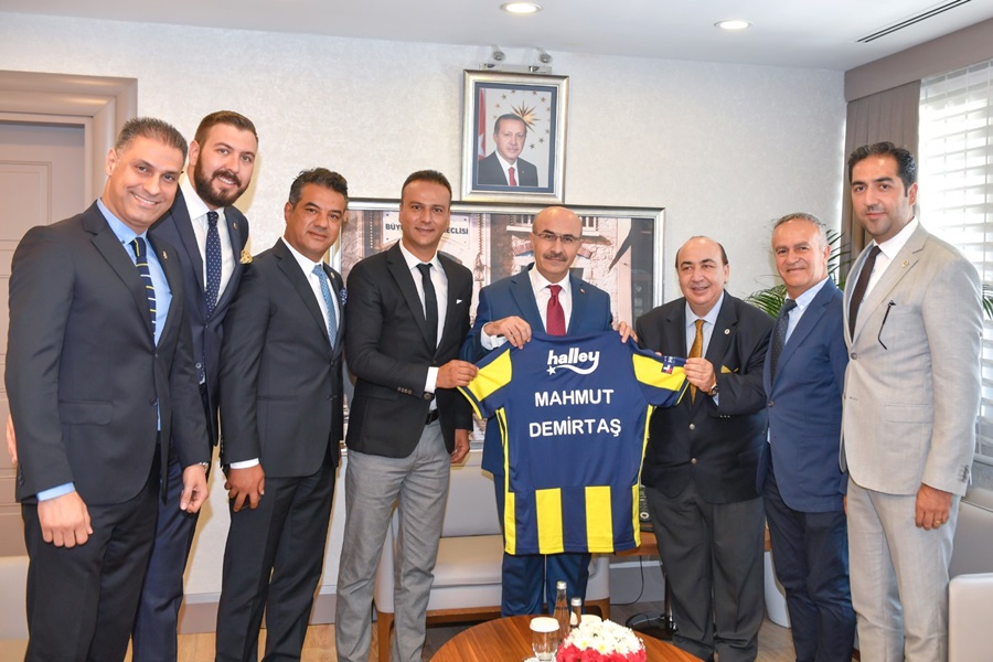 İstanbul Fenerbahçe Üniversitesi Rektöründen Vali Demirtaş’a Ziyaret