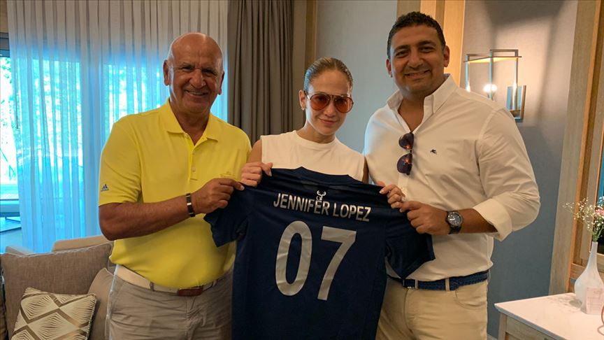 Jennifer Lopez'e Antalyaspor forması