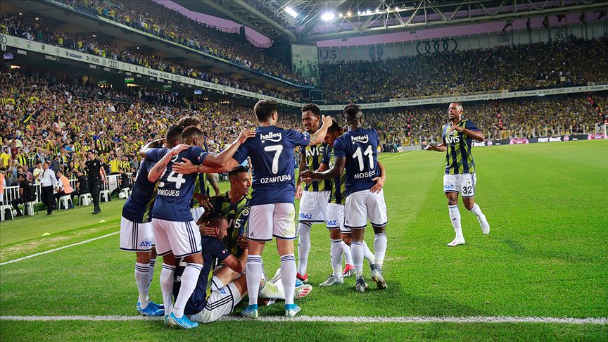 Fenerbahçe sahasında galip