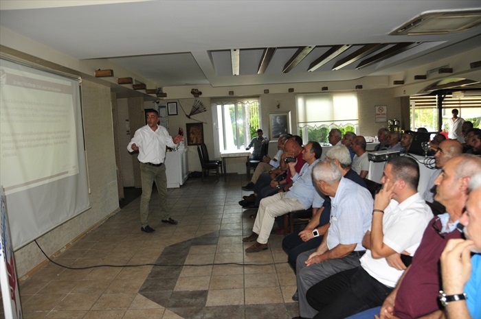 Adana'da, futbolda değişen oyun kuralları semineri yapıldı