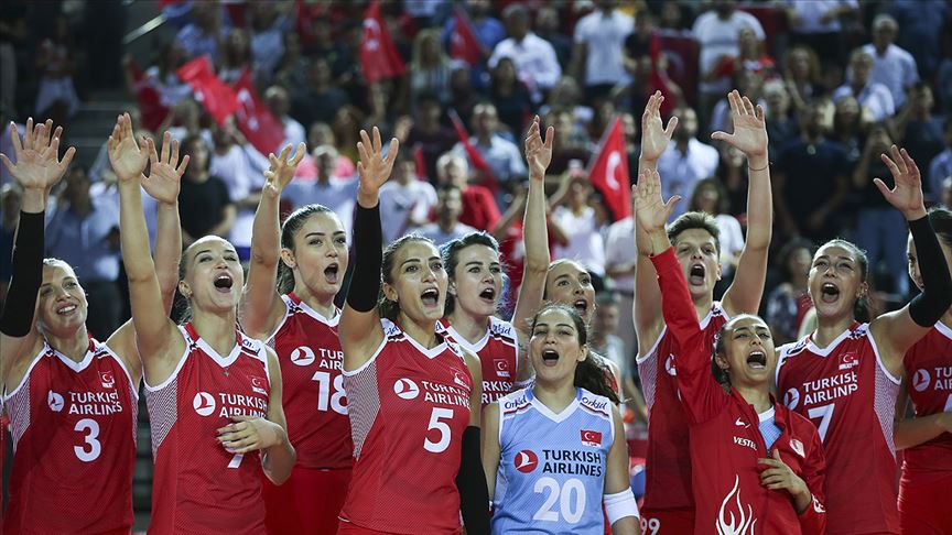 A Milli Kadın Voleybol Takımı Fransa'yı da rahat yendi