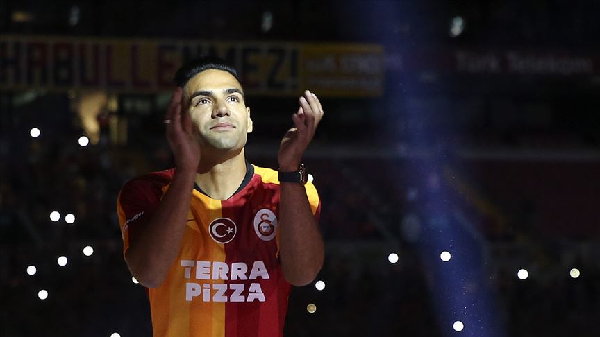 Galatasaraylı Falcao'dan Real Madrid maçı mesajı