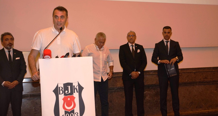 Fikret Orman Beşiktaş'ın puanından değil oyunundan memnun