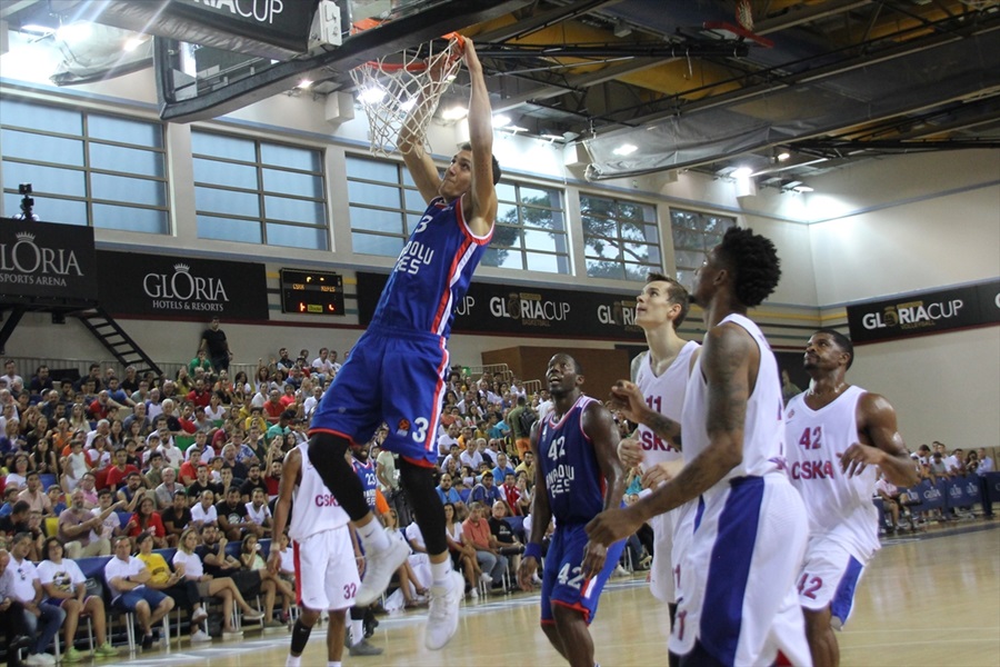 Anadolu Efes THY Avrupa Ligi'nde Fransa'da ASVEL'le karşılaşacak