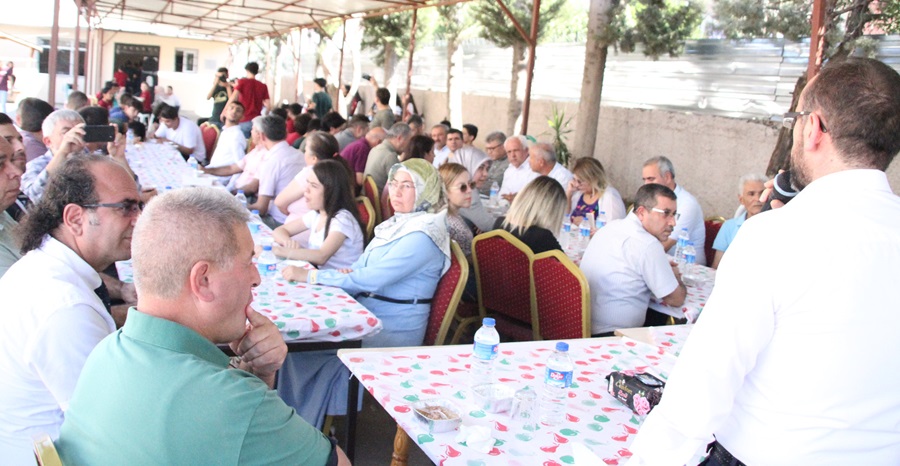 Mehmet Akif İnan Anadolu Lisesi Öğrencilerinden Aşure Etkinliği