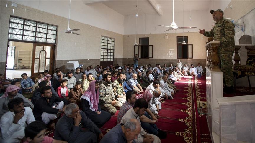 Tel Abyad'da terör tehdidinden uzak ilk cuma namazı