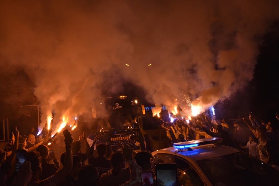 Fenerbahçe kafilesi Adana'da