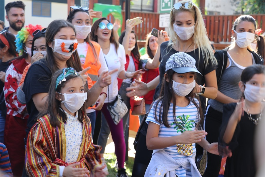 Lösemi hastalarına "maskeli" yürüyüşle destek