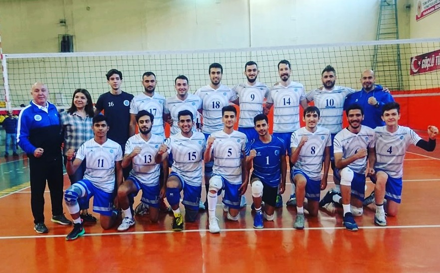 Seyhan Belediyesporlu voleybolcular lige galibiyetle başladı