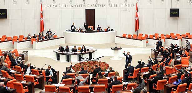 Anayasa Komisyonu görüşmelere 20 Aralık'ta başlıyor