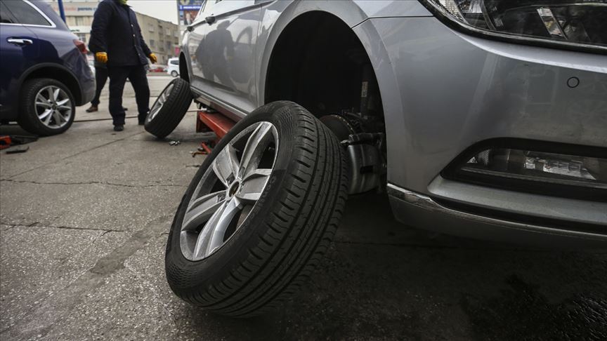 Zorunlu kış lastiği uygulamasıyla 'denetim' mesaisi de başlıyor