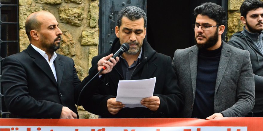 Adana'da, Doğu Türkistan'da yaşanan zulüm protesto edildi.