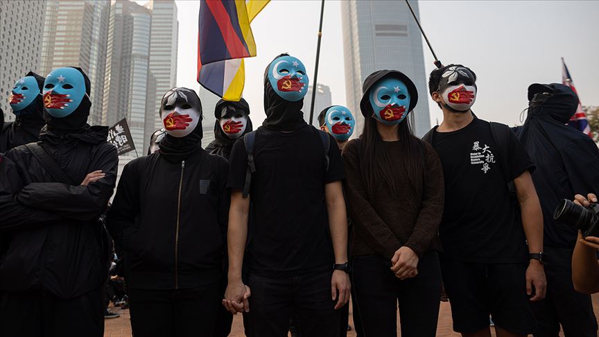 Hong Kong'da protestocular Uygur Türklerine destek için toplandı