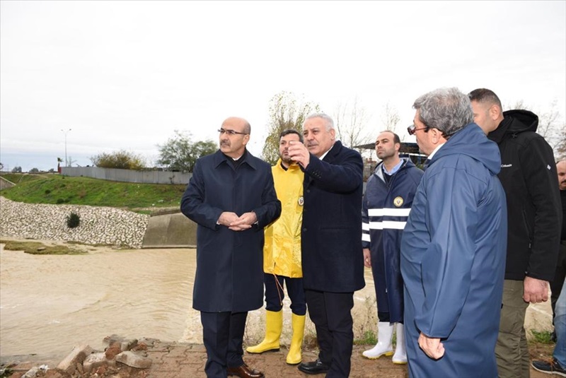 DSİ Genel Müdürü Aydın'dan, sağanağın etkili olduğu Adana'da inceleme