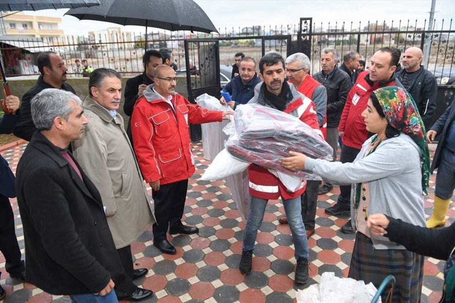 Adana'da sağanaktan oluşan mağduriyetler gideriliyor