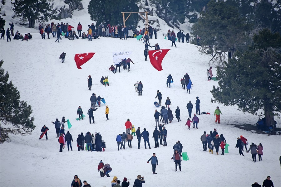 Adana'da 3. Kardan Adam Şenliği düzenlendi