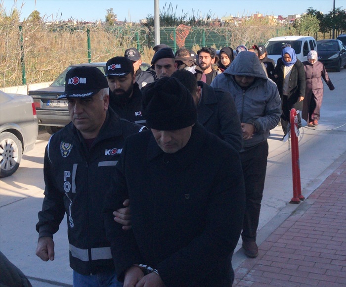 Adana merkezli 5 ildeki FETÖ operasyonunda 9 tutuklama