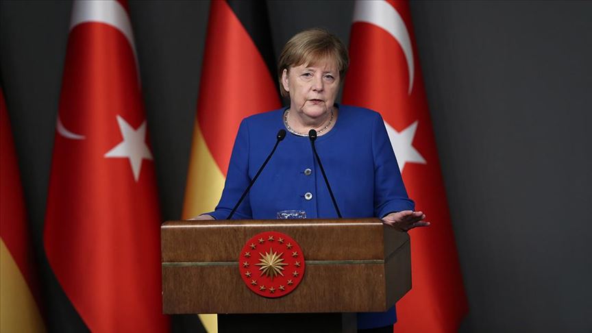 Merkel: İdlib'ten kaçanlar için maddi katkıya hazırız