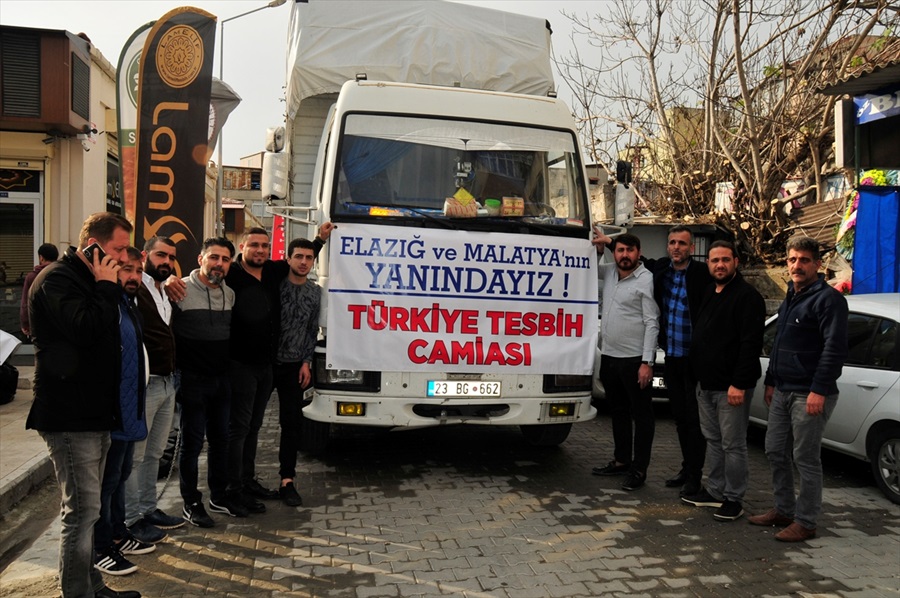 Depremzedelere Adana, Hatay ve Mersin'den yardım