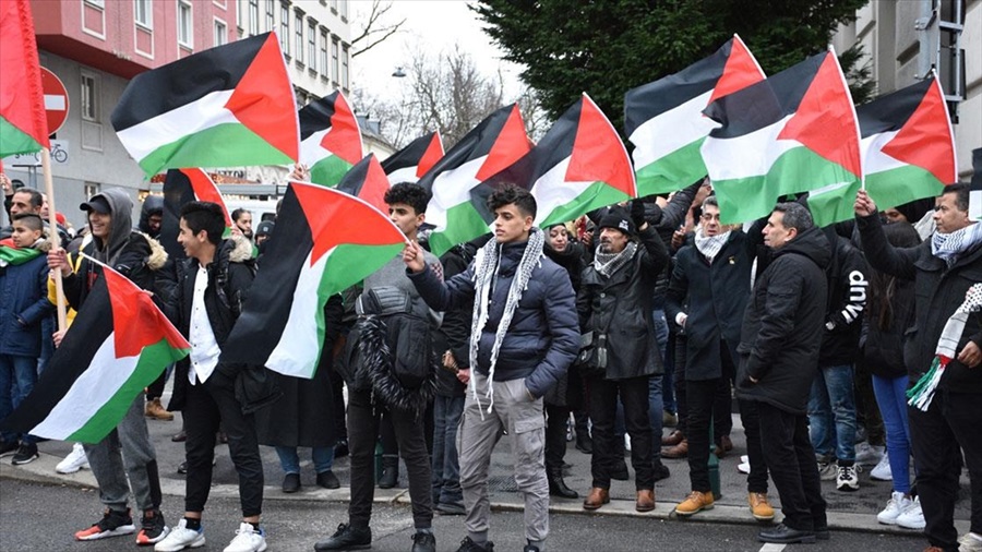 Avusturya'da Trump'ın sözde Orta Doğu barış planı protesto edildi