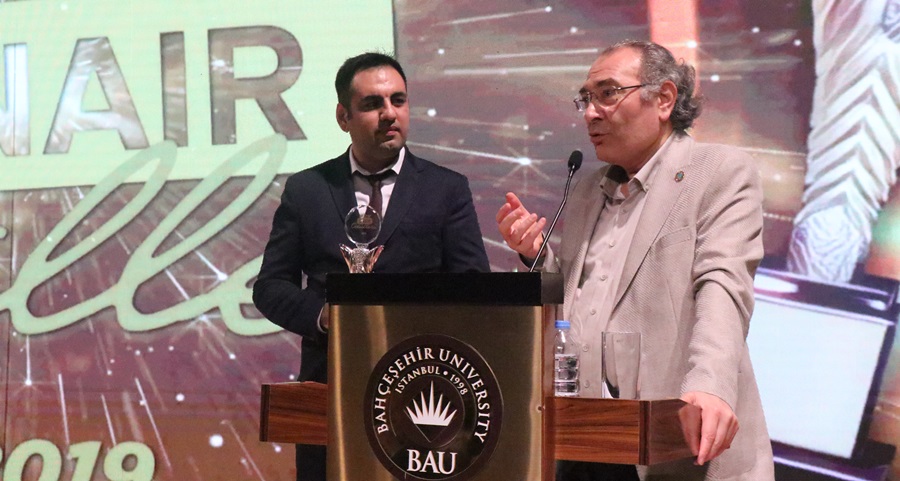 Prof. Dr. Nevzat Tarhan: “Sanat ruhlara şifadır”