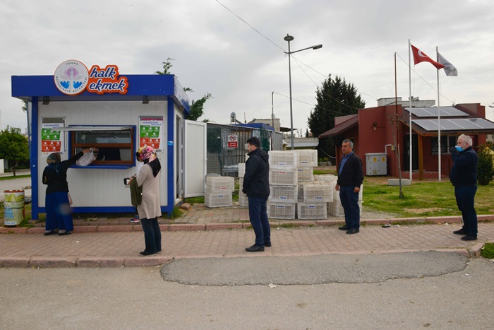 Ekmek büfelerinde 1 metre mesafe kuralı