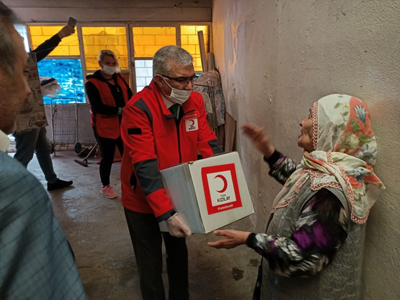 Türk Kızılayı Adana Şubesinden Anlamlı Destek