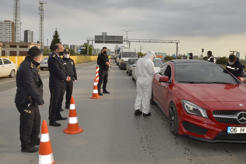 Emniyet Müdürü Aktaş'ın denetimlerde sosyal mesafe hassasiyeti