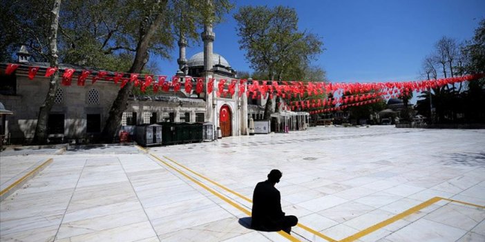 Yurt genelinde 'Evde kal' çağrısına bugün de uyuluyor