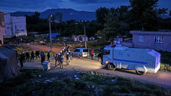 Bursa'da silahlı kavgaya müdahale eden polis memuru şehit oldu