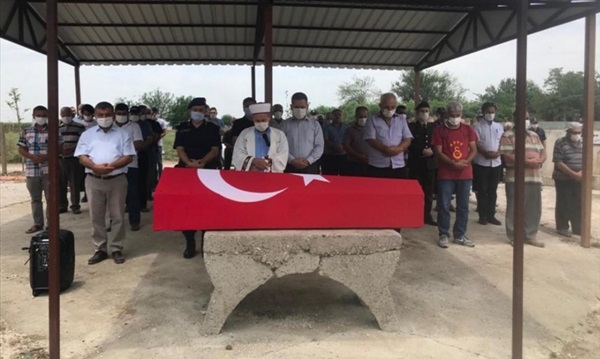 Kore Gazisi Galip Özyavuz Adana'da son yolculuğuna uğurlandı