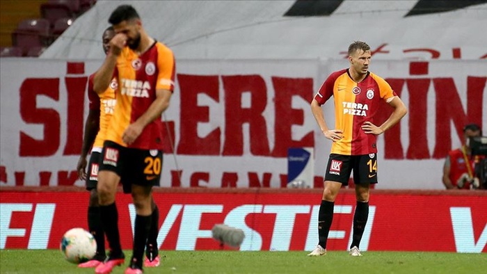 Galatasaray'ın ilk 2'ye girme şansı kalmadı