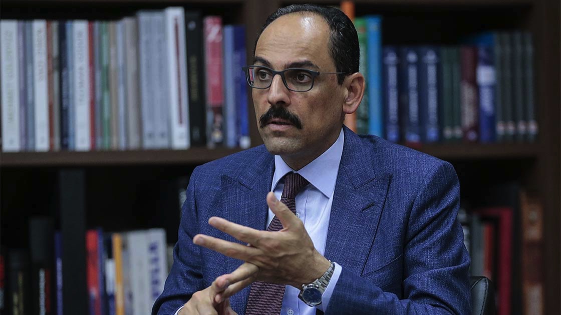 Cumhurbaşkanlığı Sözcüsü Kalın: Her darbe ve darbe girişimi Türkiye'yi biraz daha geriletmiştir,