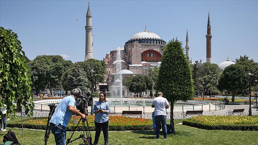 Ayasofya'ya yerli ve yabancı medya ilgisi