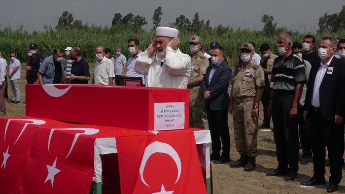 Şehit Uzman Çavuş Yaman'ı dualarla uğurluyoruz..