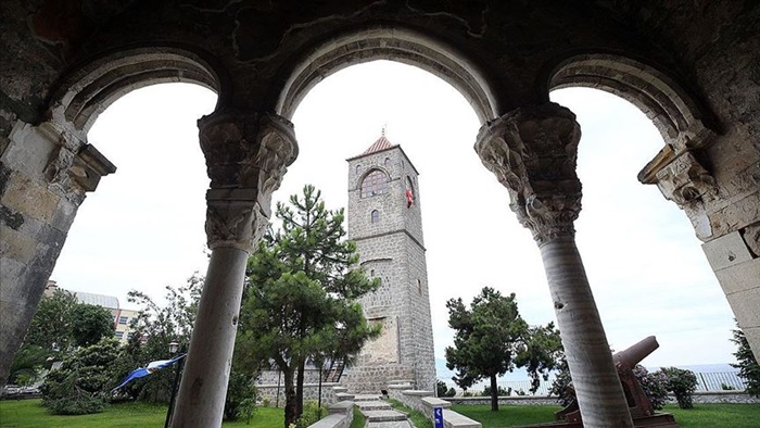 Ortahisar Ayasofya Camii restorasyonun ardından yeniden ziyarete açıldı