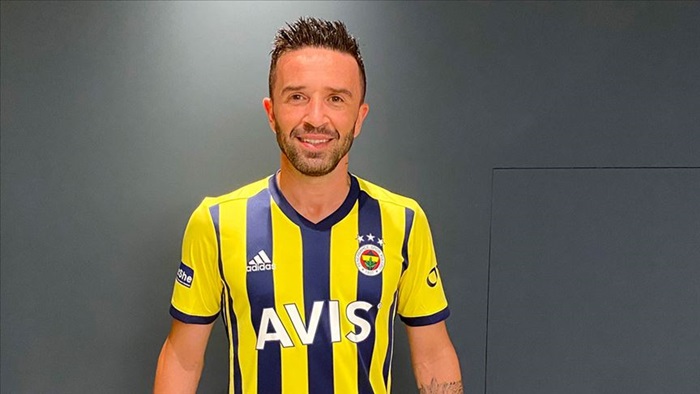 Gökhan Gönül Fenerbahçe'de