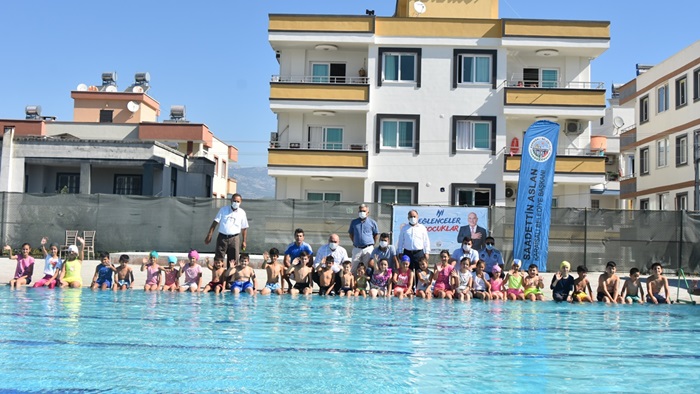 Karaisalı Belediyesi Yüzme Kursu Açtı