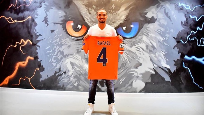 Medipol Başakşehir, Brezilyalı futbolcu Rafael'i kadrosuna kattı