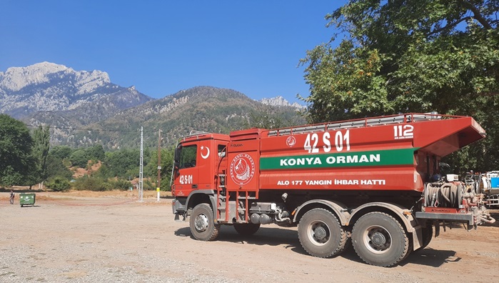 Pozantı'da söndürülen orman yangınında soğutma çalışmaları devam ediyor